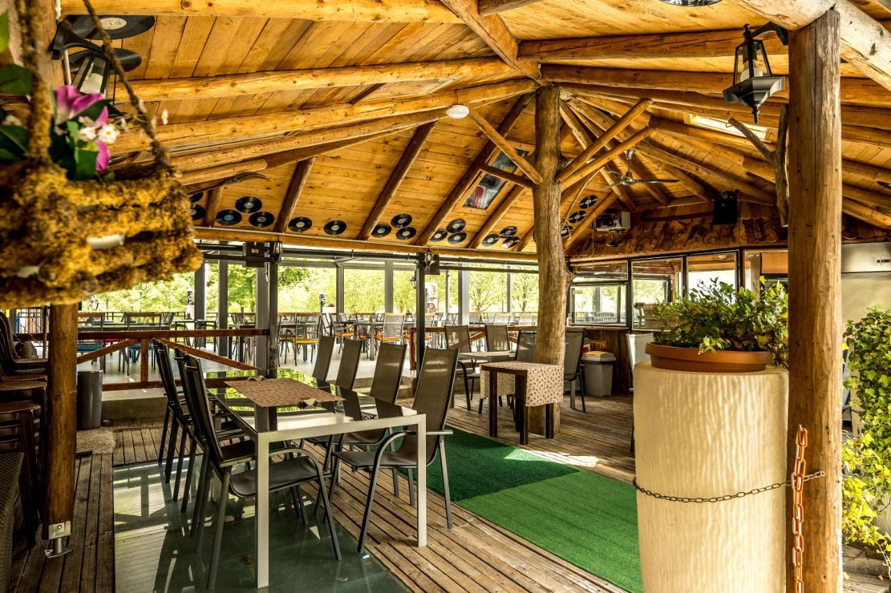 Hotel Center Bohinjsko Jezero ภายนอก รูปภาพ