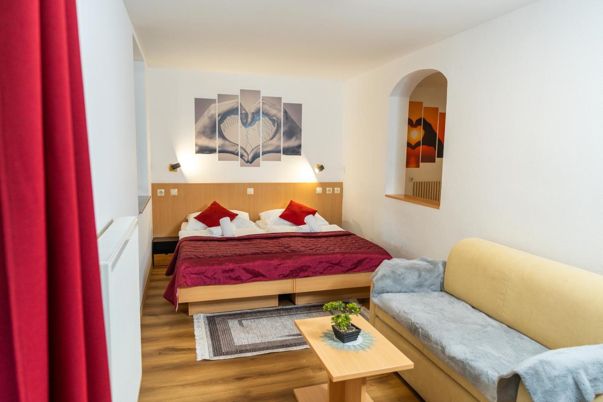 Hotel Center Bohinjsko Jezero ภายนอก รูปภาพ