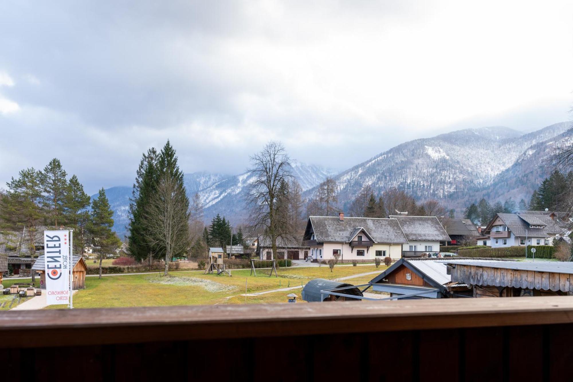 Hotel Center Bohinjsko Jezero ภายนอก รูปภาพ